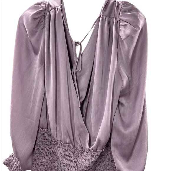 123. NWT Leyden Purple V neck Open Back Long Sleeve Blouse Size Large - Picture 2 of 7